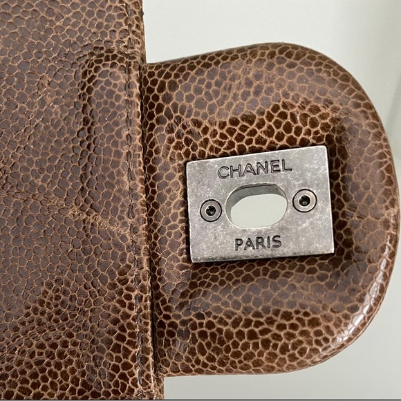 Authentic CHANEL Crumpled Grained Calfskin CC Crave Flap Brown - Picture 5 of 10